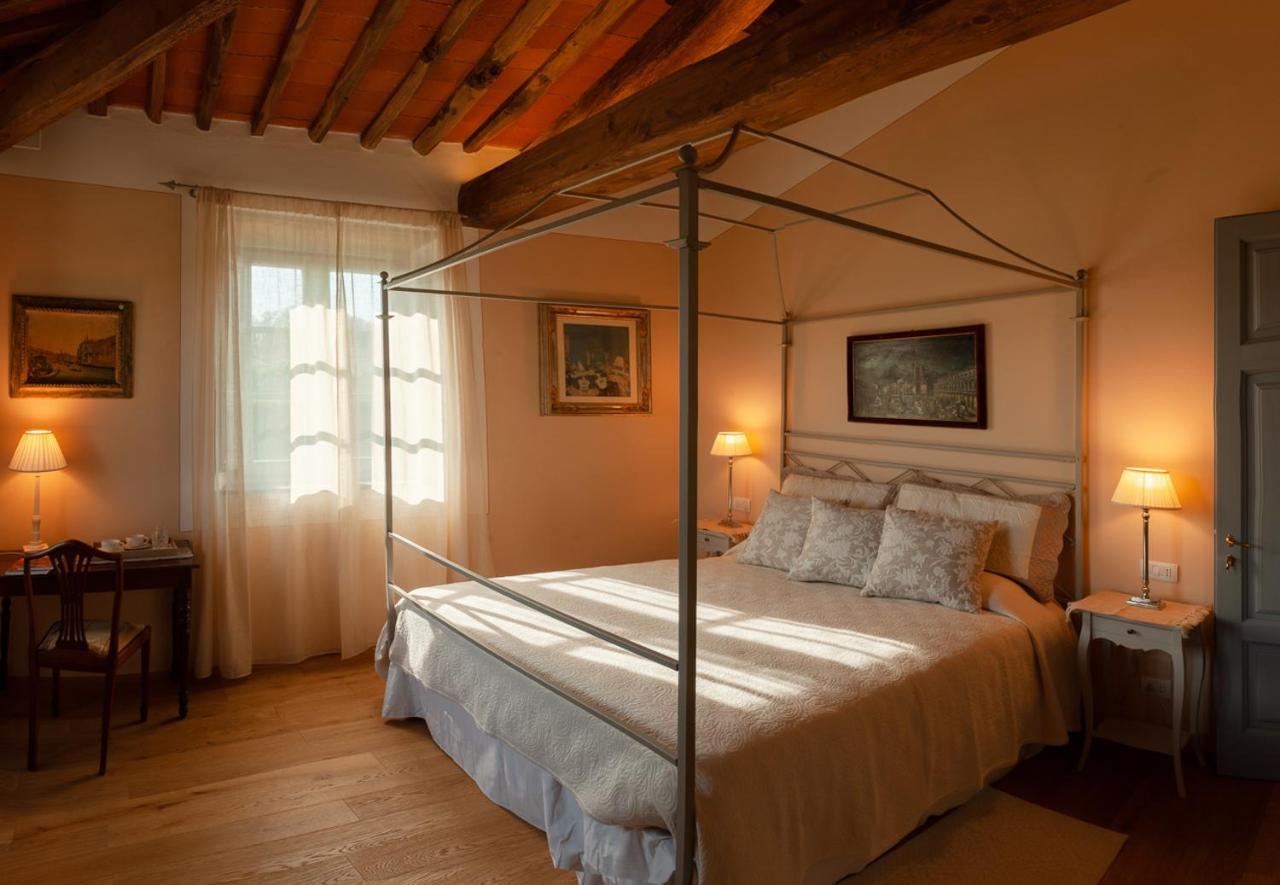 ルッカ L'Arancera Bed & Breakfast エクステリア 写真