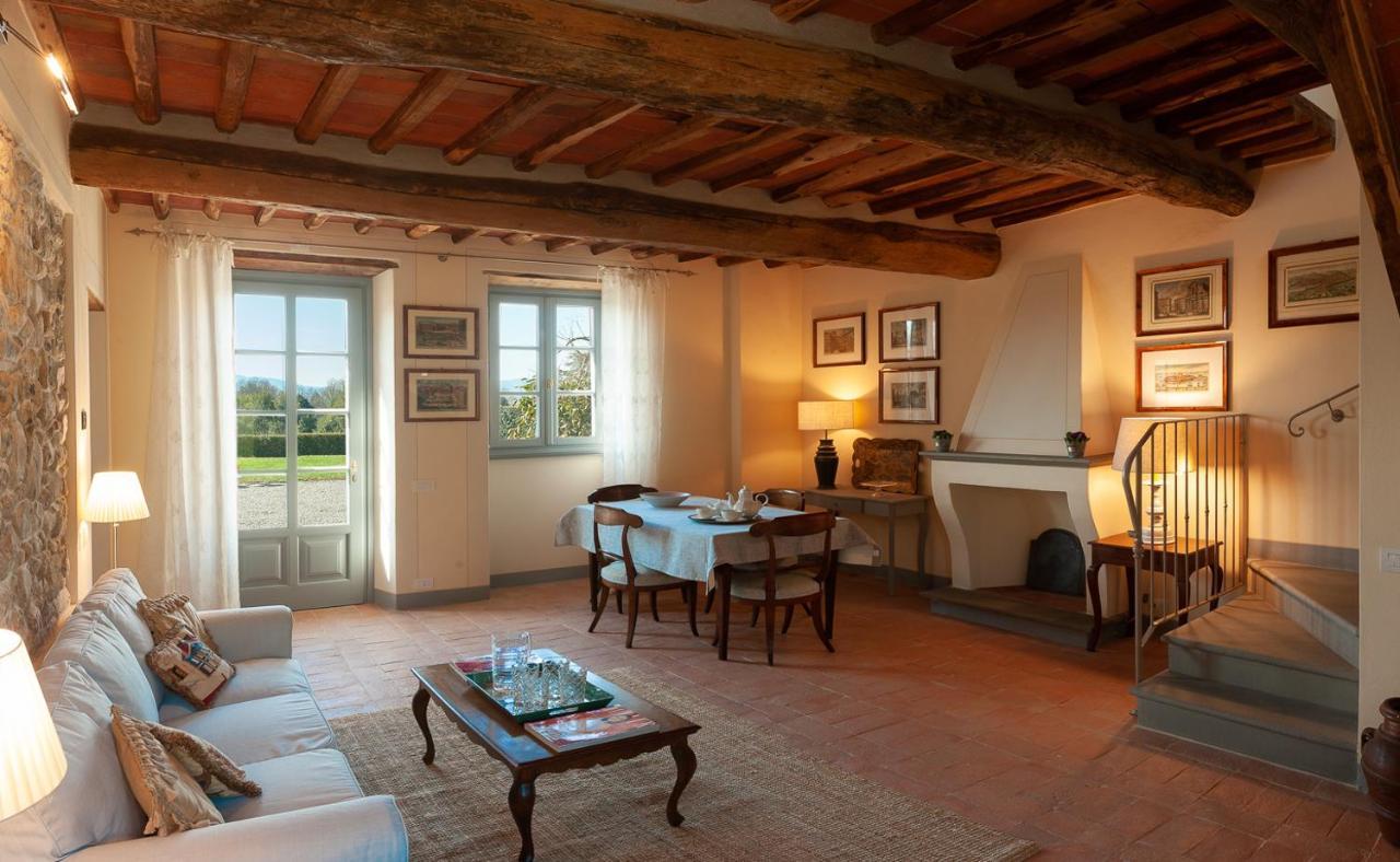 ルッカ L'Arancera Bed & Breakfast エクステリア 写真