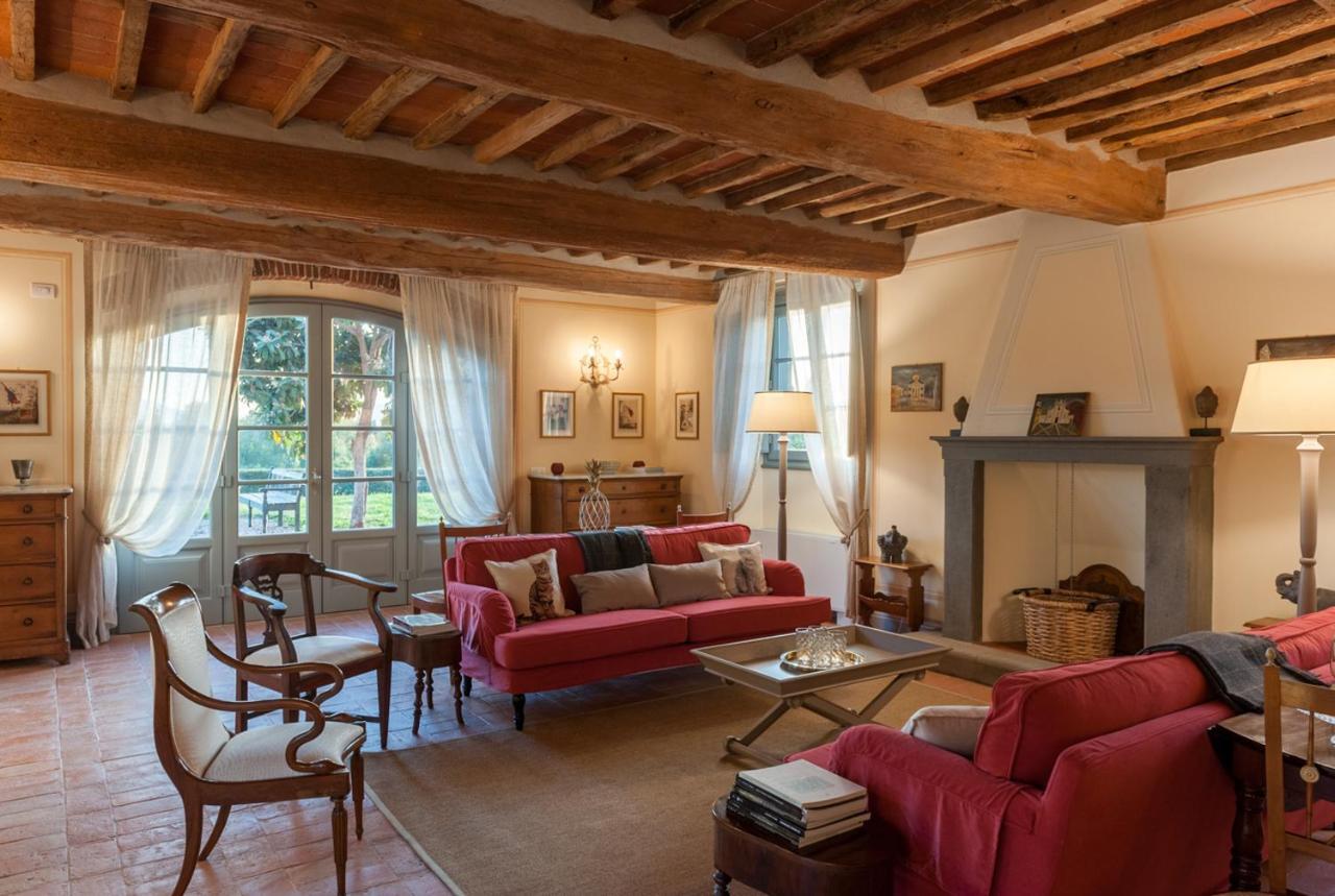 ルッカ L'Arancera Bed & Breakfast エクステリア 写真