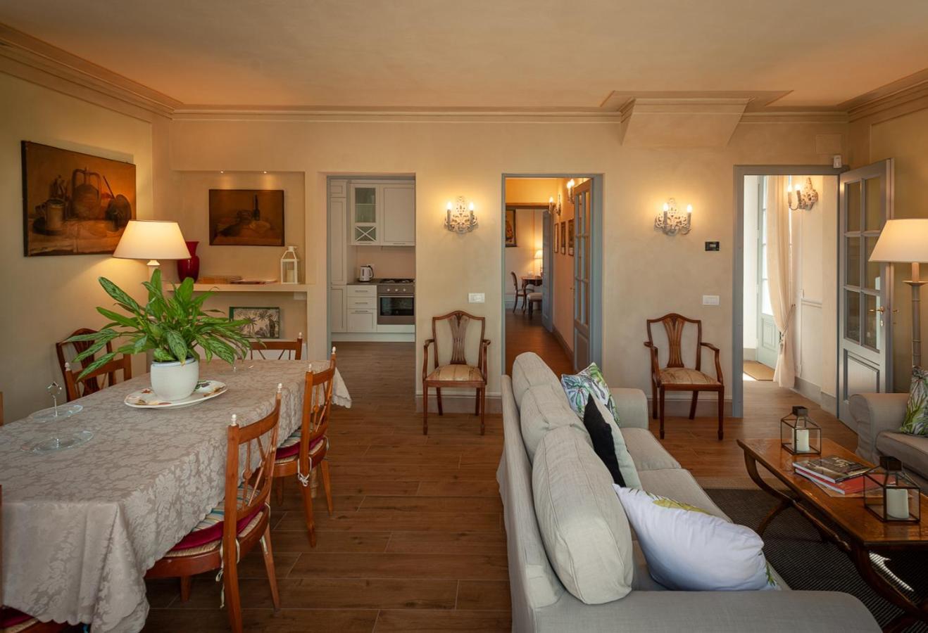 ルッカ L'Arancera Bed & Breakfast エクステリア 写真