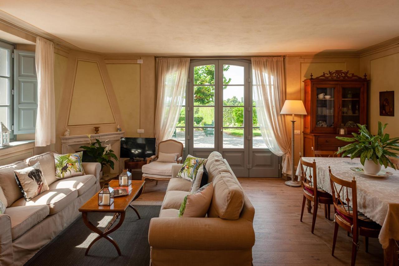 ルッカ L'Arancera Bed & Breakfast エクステリア 写真