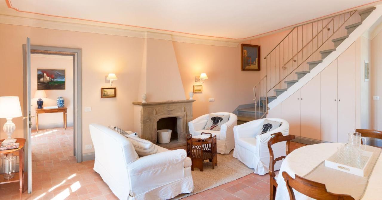 ルッカ L'Arancera Bed & Breakfast エクステリア 写真